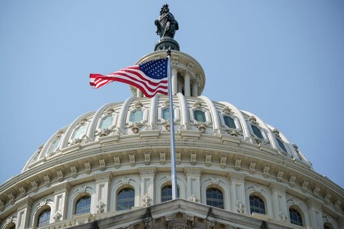 Reforma migratoria impulsada por Biden recorre un camino espinoso en el Congreso Reforma migratoria impulsada por Biden recorre un camino espinoso en el Congreso