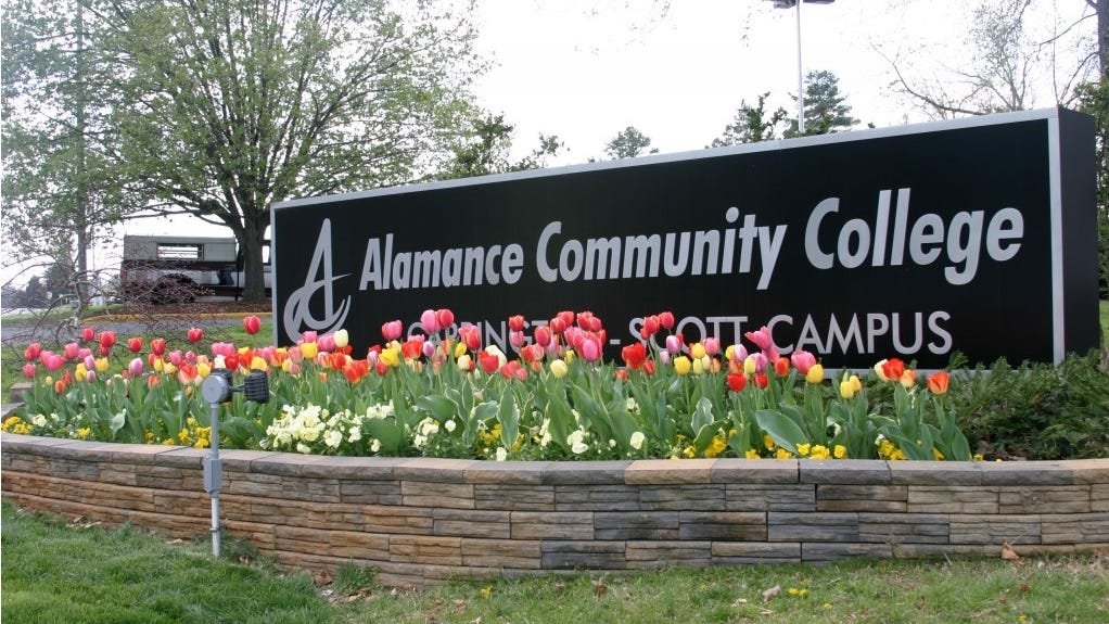 Alamance Community College Apprenticeship Program: Empleo, estudio y cero deudas Alamance Community College Apprenticeship Program: Empleo, estudio y cero deudas