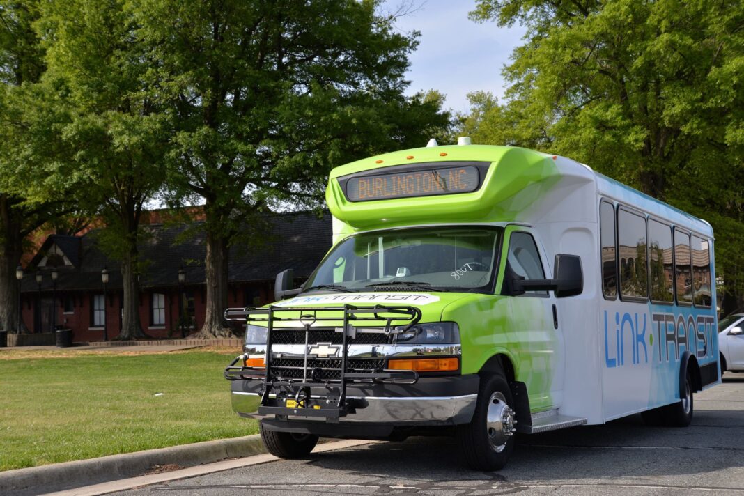 Link Transit de aniversario: Nuevos vehículos y pasaje gratis Link Transit de aniversario: Nuevos vehículos y pasaje gratis